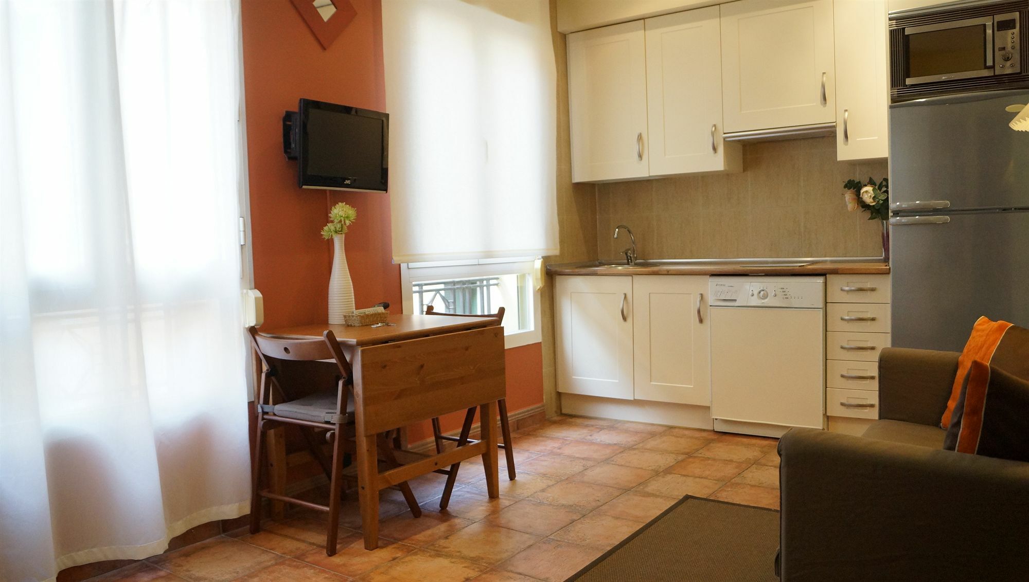 Apartamento Tirso De Molina Madrid Exteriör bild
