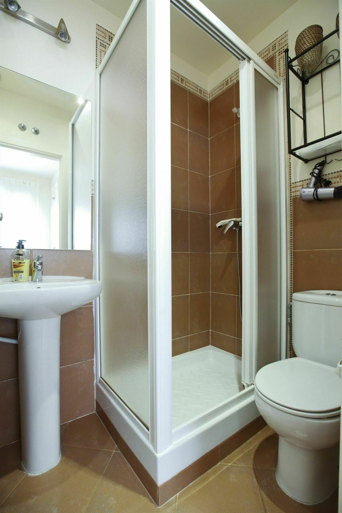 Apartamento Tirso De Molina Madrid Exteriör bild