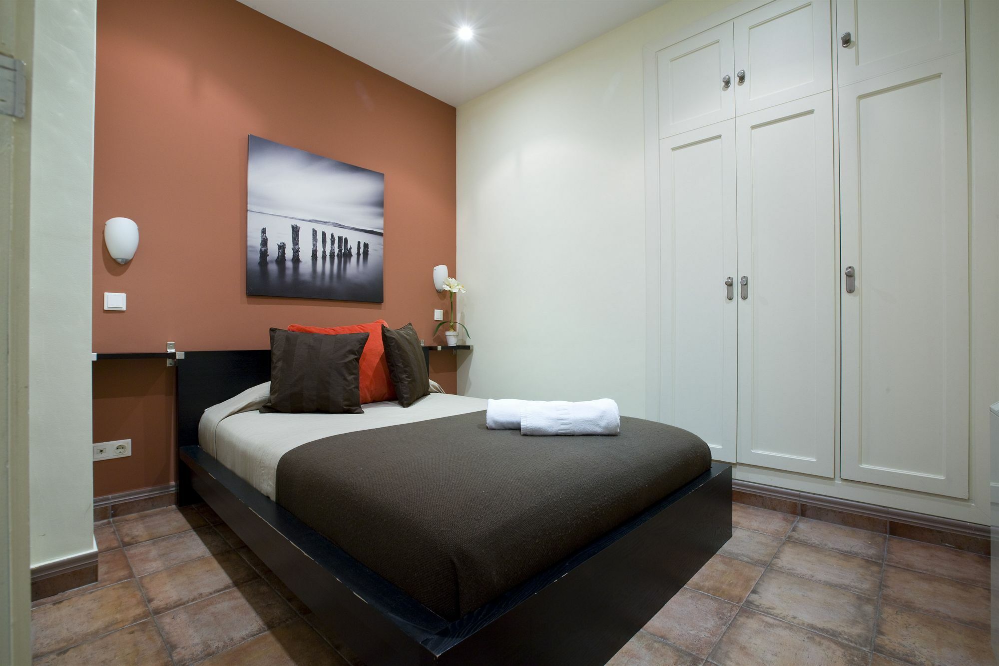 Apartamento Tirso De Molina Madrid Exteriör bild