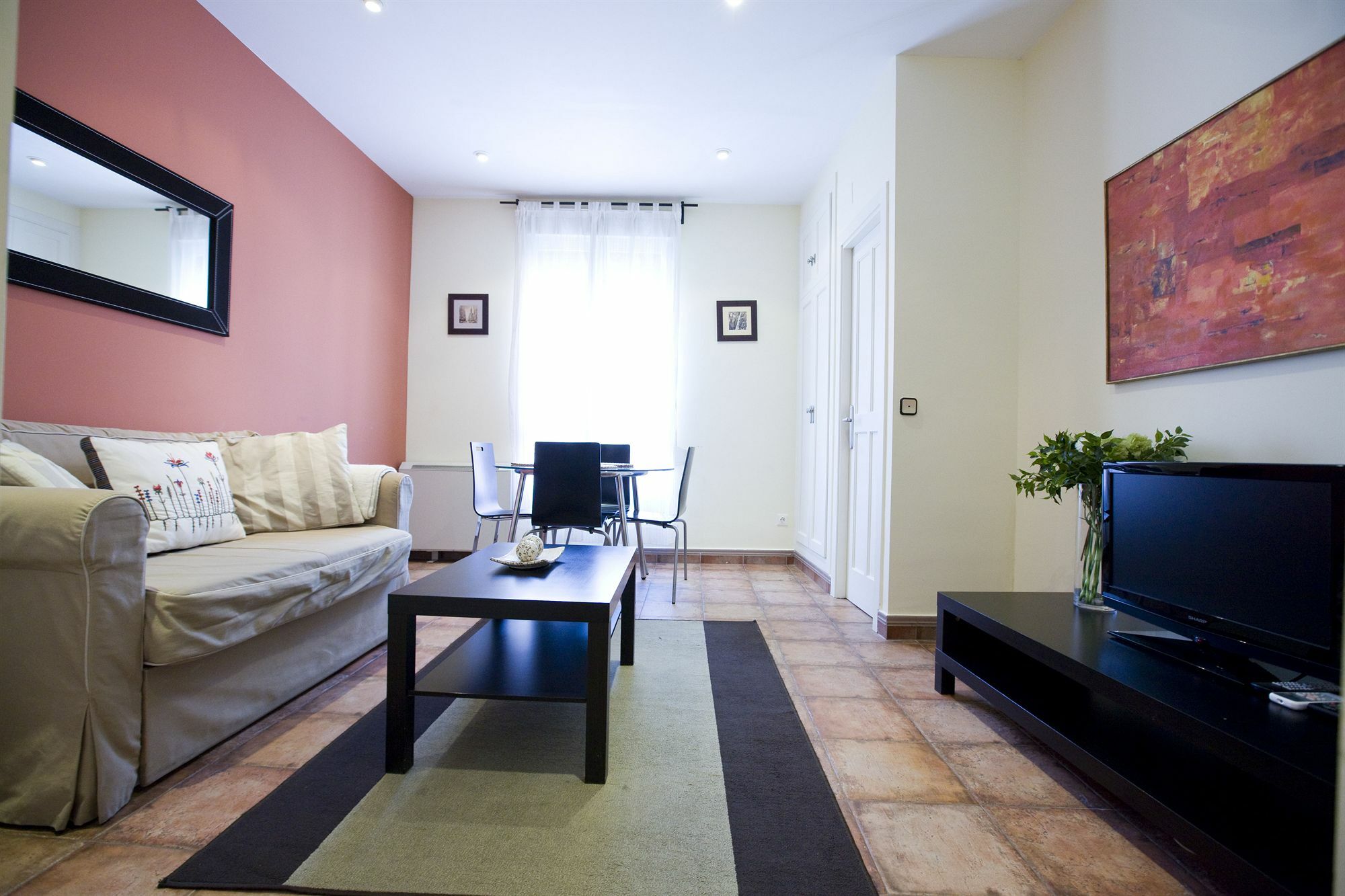 Apartamento Tirso De Molina Madrid Exteriör bild