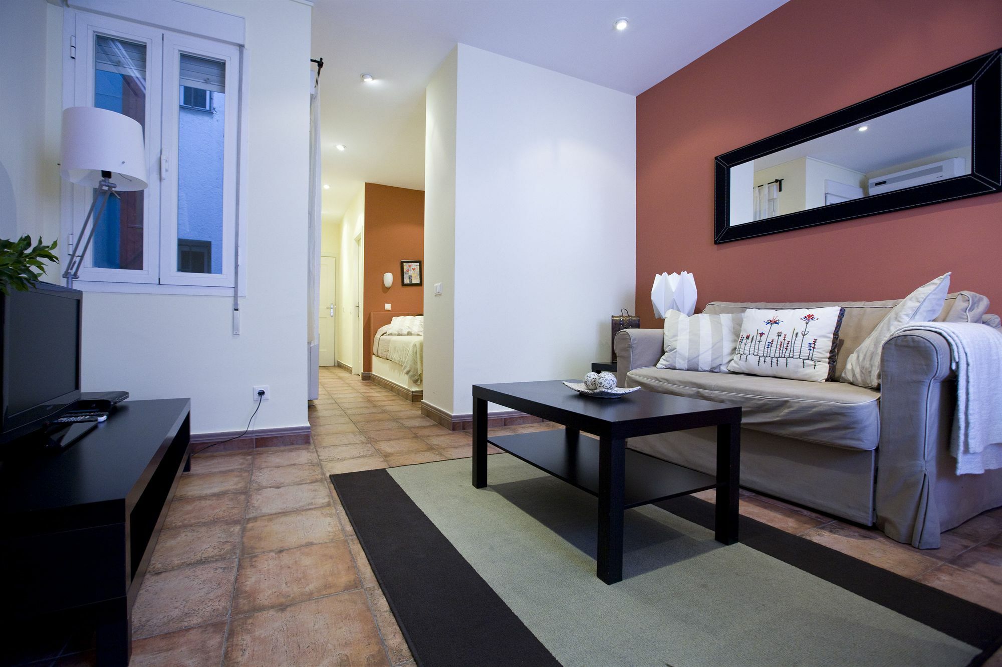 Apartamento Tirso De Molina Madrid Exteriör bild